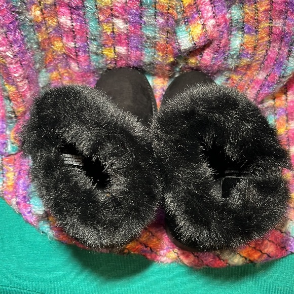 NWOT CHILDREN’S BLACK BOOTS  W/faux fur. Sz 10 - Picture 4 of 7